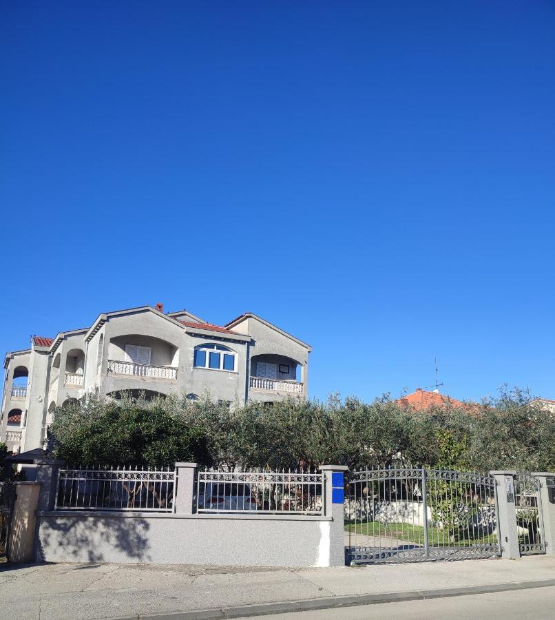 Apartments D&A 扎达尔 外观 照片